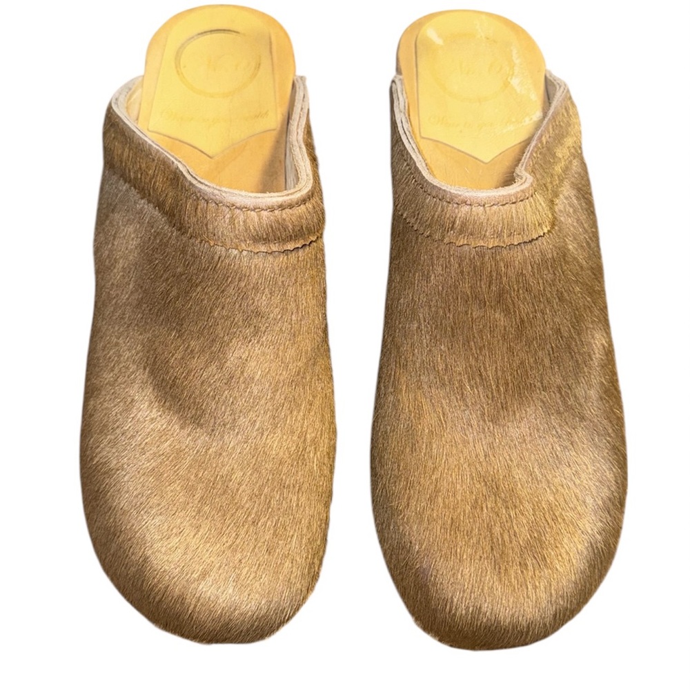 No 6 Clogs